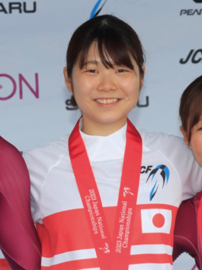 石田 唯